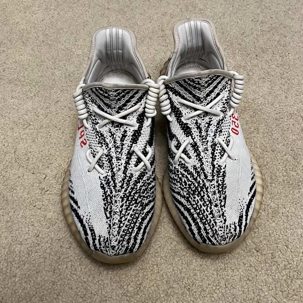 Yeezy 350 V2 Zebra